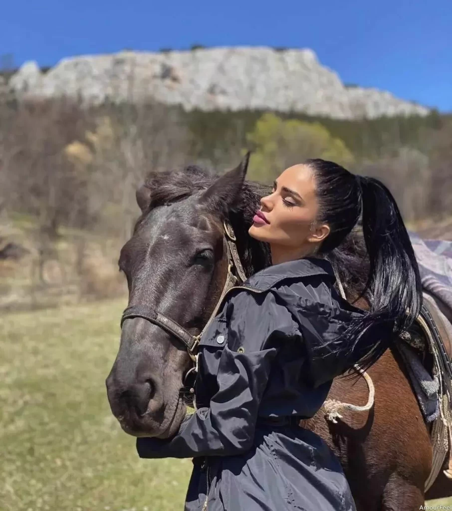 Danira Profile image 6