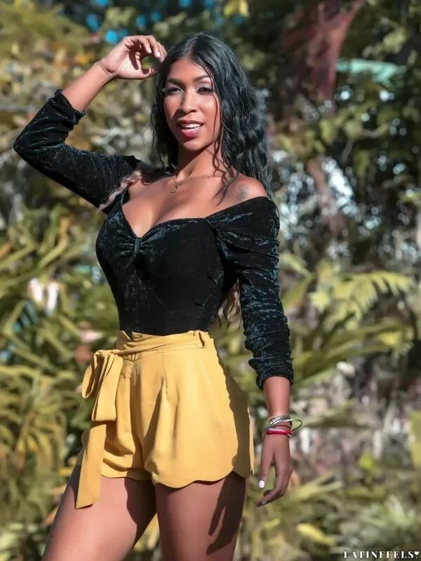 Marcela Profile image 5