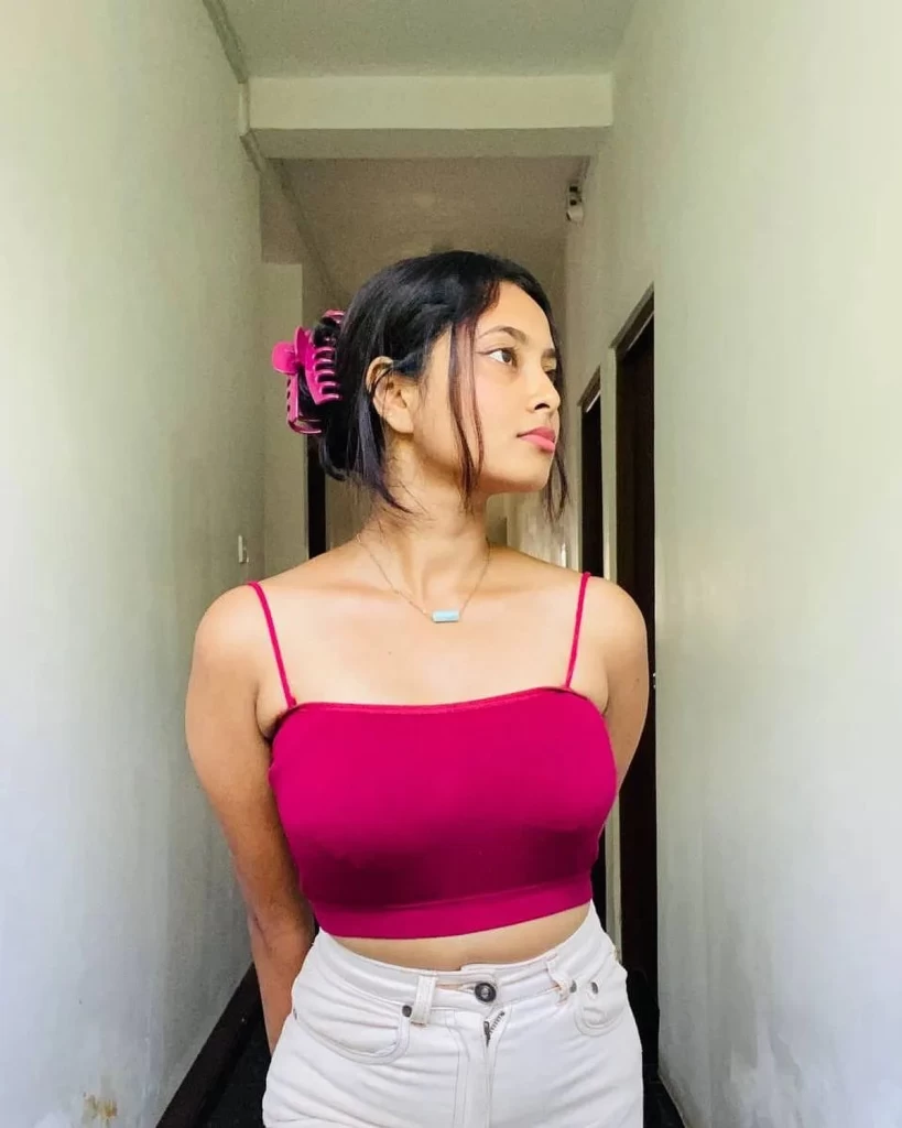 Mary Profile image 1