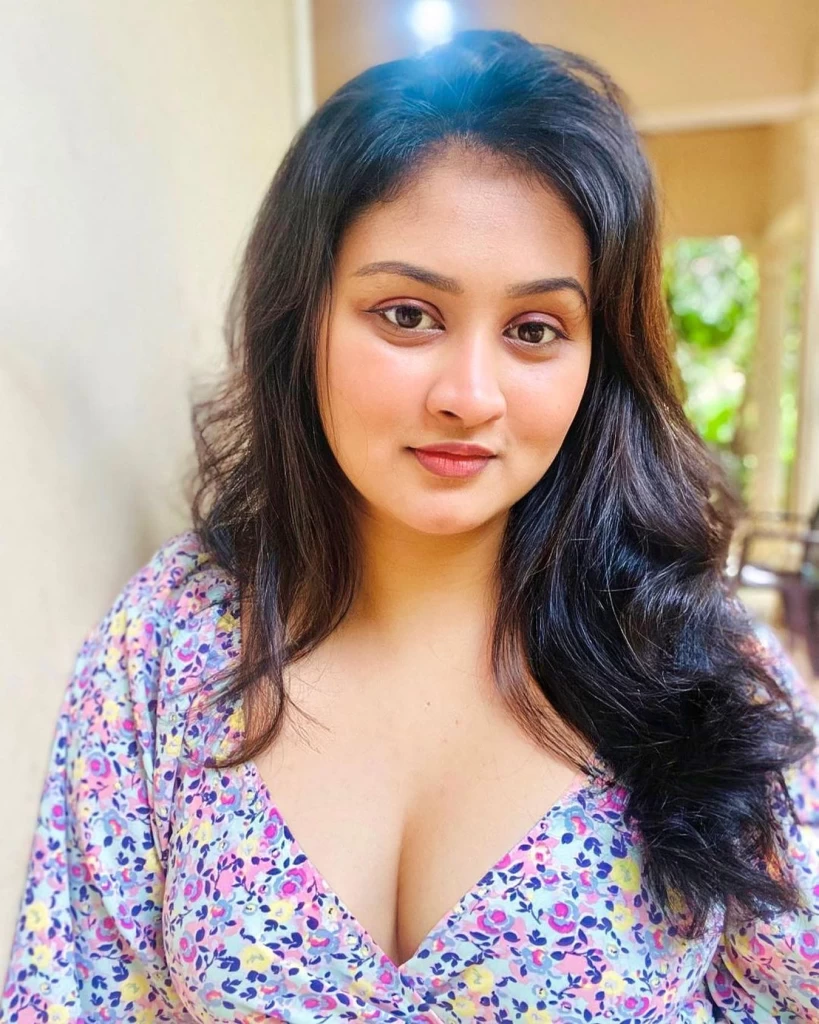 Vi  Thi Profile image 1