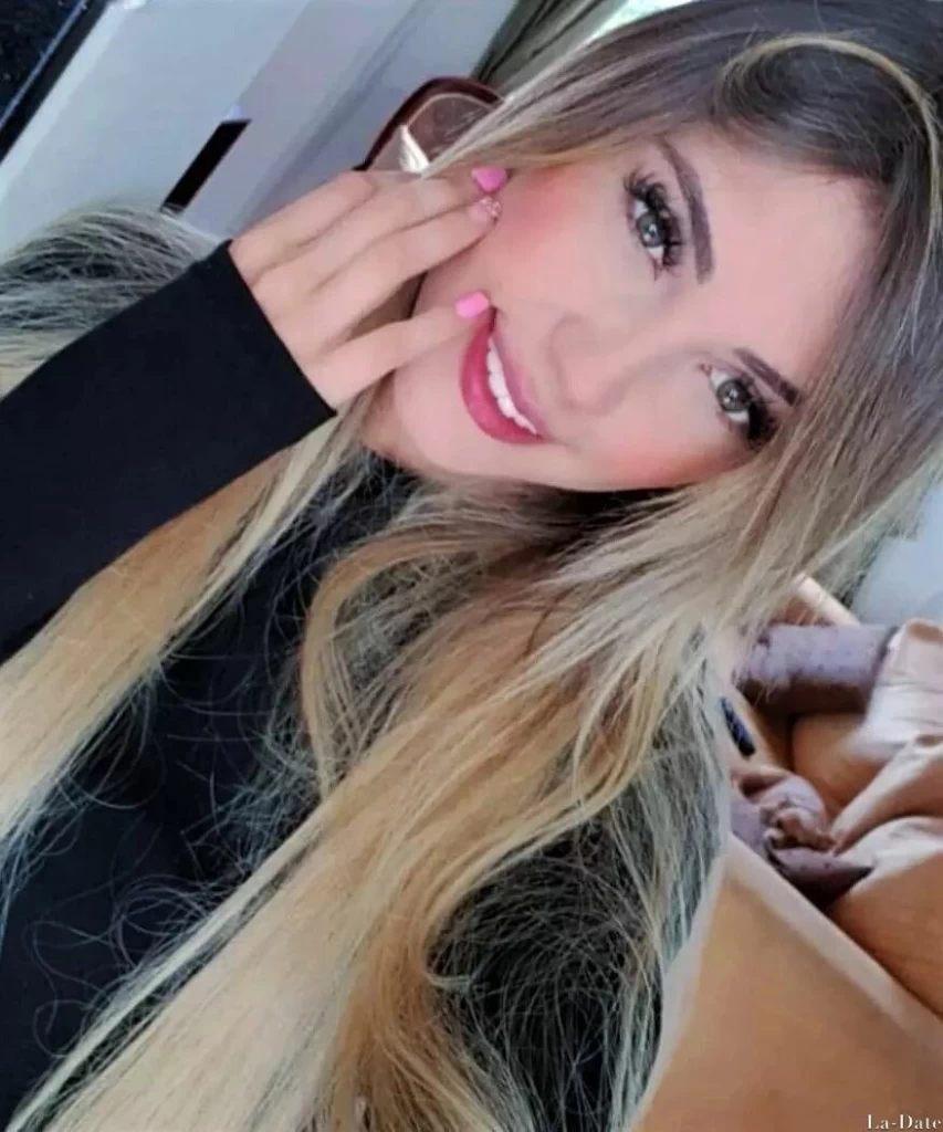 Milena Profile image 6