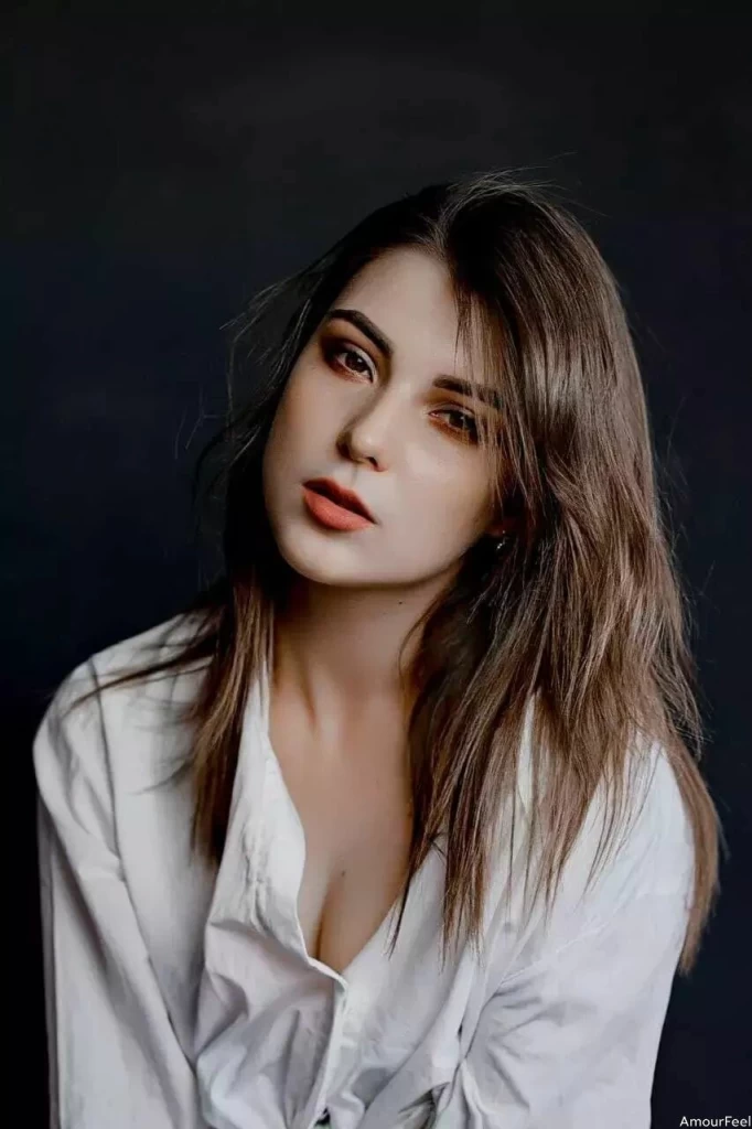 Cristina Profile image 3