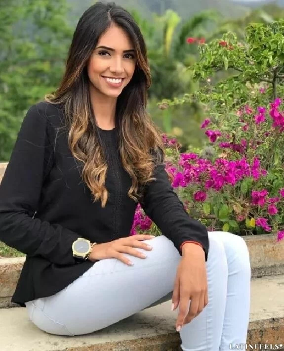 Carolina Profile image 4