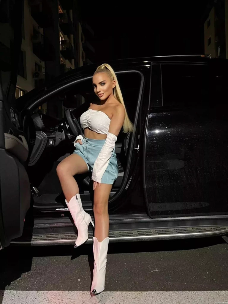 Yelyzaveta Profile image 1