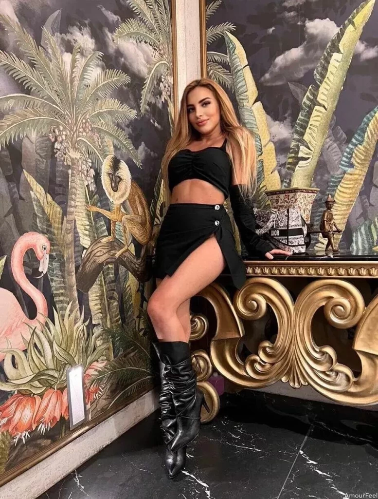 Yelyzaveta Profile image 4