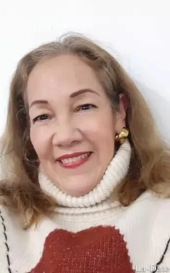 Emma Profile image 2